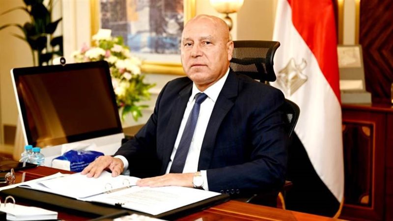 وزير الصناعة والنقل