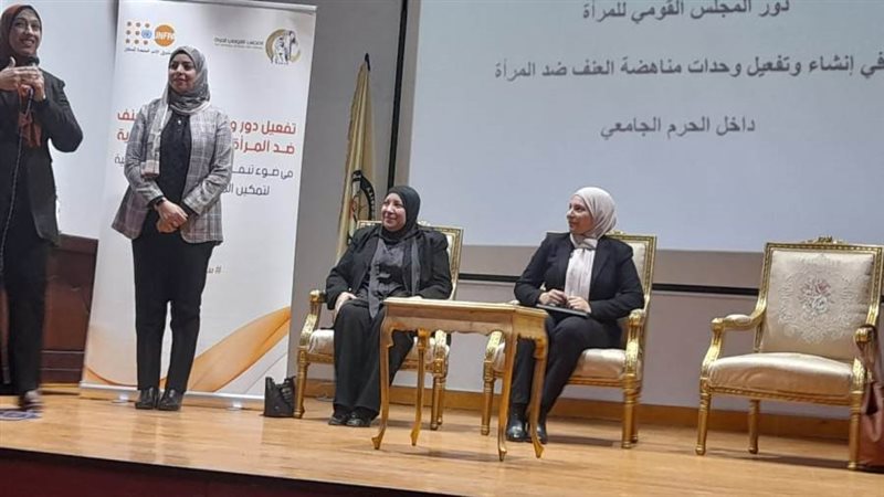 جانب من الورشة