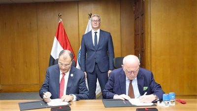 وزير البترول يشهد توقيع ثلاث اتفاقيات استراتيجية لتطوير مصانع أبوقير للأسمدة