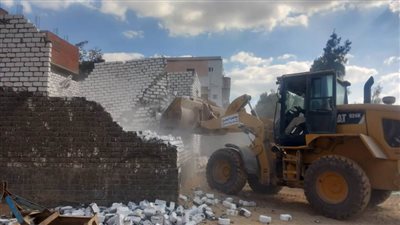 إزالة 239 حالة تعدٍ واسترداد 12183 مترا و5 أفدنة و12 قيراطا من الأراضي الزراعية وأملاك الدولة بالبحيرة 