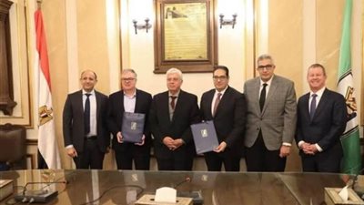 عاشور يثمن دعم القيادة السياسية لتحسين خدمات علاج الأورام بالمستشفيات الجامعية