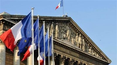 فرنسا تتعهد بمواصلة العمل على مساعدة السوريين لإيجاد الطريق نحو المصالحة والإعمار
