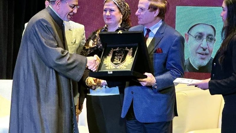 جامعة سيناء تدشن