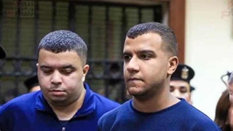 عصام صاصا وشقيقه