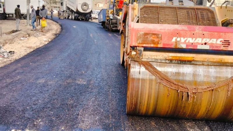 جانب من أعمال الرصف