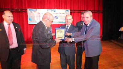 محافظ كفر الشيخ يكرّم أدباء وشعراء ورموز اللغة العربية