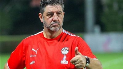 مدرب منتخب مصر السابق يقترب من تدريب الشباب السعودي