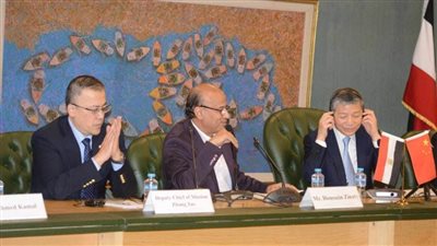  السفير الصيني بالقاهرة في نقابة الصحفيين: نقدر سياسة الاتزان الاستراتيجي التي تتبعها مصر في سياستها الخارجية