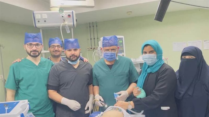 الفريق الطبى