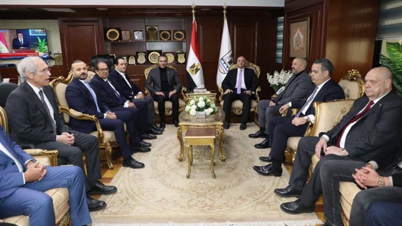 محافظ بنى سويف يستقبل