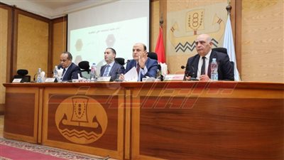 محافظ كفر الشيخ يعقد اجتماعًا موسعًا لمتابعة منظومة تقنين أراضي أملاك الدولة