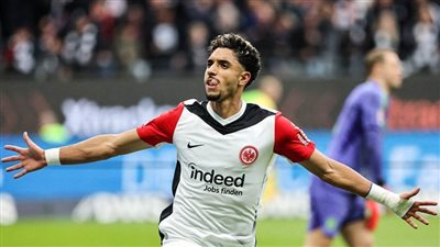 عمر مرموش يحصد جائزة أفضل لاعب في الدوري الألماني عن شهر نوفمبر