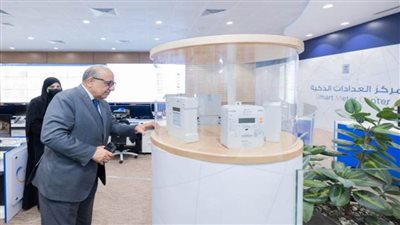 وزير الكهرباء يبحث في العاصمة السعودية مشروعات تخزين الكهرباء بأنظمة البطاريات