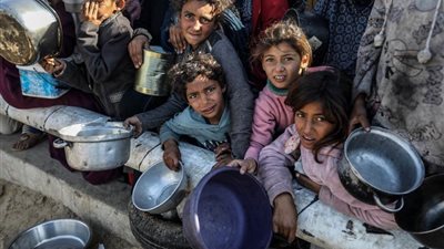 عاجل.. مواطنو غزة: الاحتلال يمنع اللحوم والدواجن ويسمح بـ