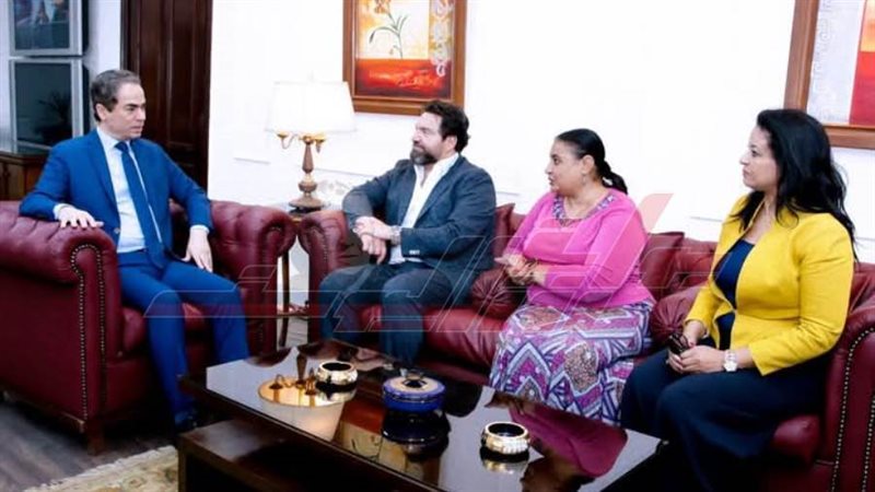 خلال اللقاء