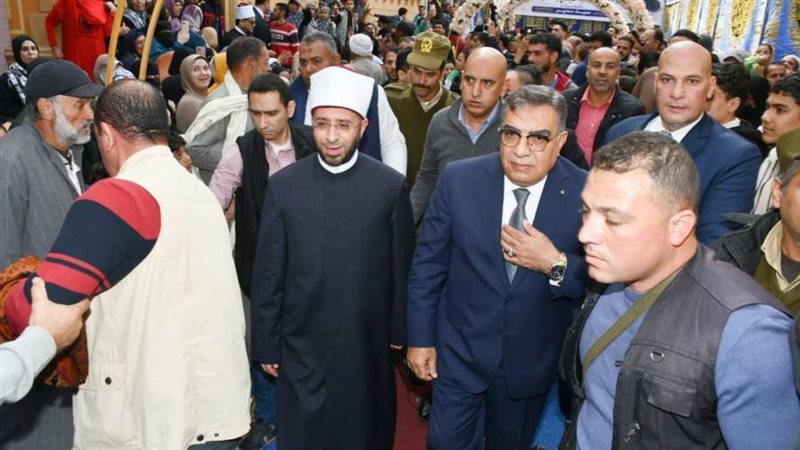 وزير الاوقاف خلال