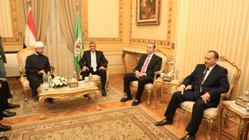 مشاركة محافظ أسيوط