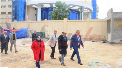 رئيس جامعة كفر الشيخ يستقبل لجنة مجلس الجامعات الأهلية