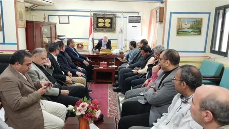 اثناء اللقاء