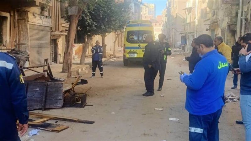 الدفع بسيارتى إطفاء