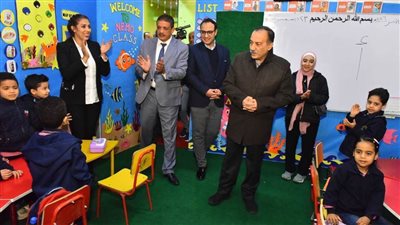 محافظ أسيوط يفتتح روضة النصر الرسمية لغات بحي شرق لاستيعاب قوائم الانتظار بمرحلة رياض الأطفال 
