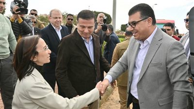 محافظ البحيرة تستقبل وزيري الزراعة المصري والأردني بشركة النوبارية لصناعة وتكرير السكر