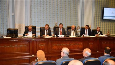 وزيرالإسكان يناقش الموقف الحالي لمشروعات الخطة الاستثمارية 2024/2025