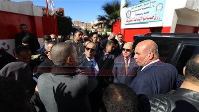 محافظ كفر الشيخ يستمع لطلبات أهالي البرلس 