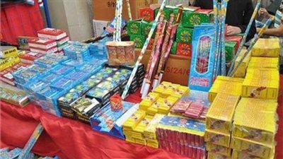 ضبط 108 آلاف قطعة ألعاب نارية بحوزة 15 شخصا بالقاهرة