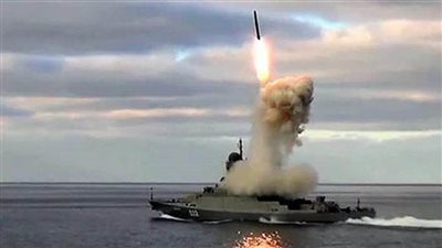 أوكرانيا: روسيا تنشر 3 سفن حاملة لصواريخ 