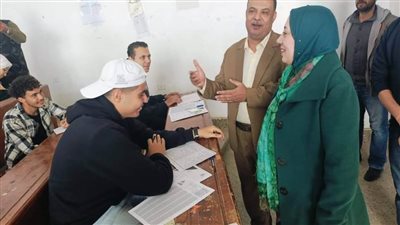 نائب رئيس جامعة بنها تتفقد سير الامتحانات بكلية التربية