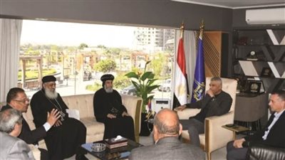 محافظ أسوان يستقبل وفد كنيسة الأقباط الأرثوذكس 