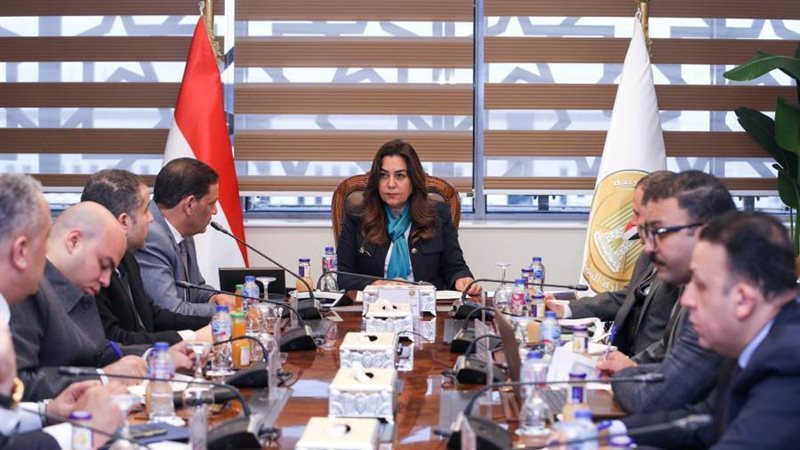 اجتماع اللجنة العليا