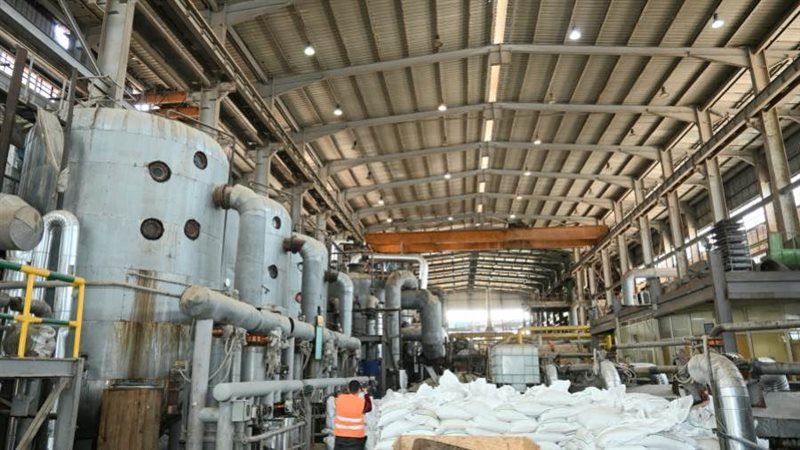 جانب من المصنع