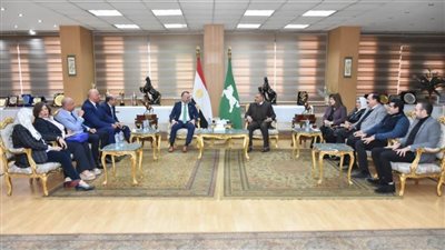 محافظ الشرقية يستقبل قيادات 