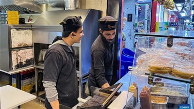 اللاجئون السوريون لوكالة شينخوا الصينية: وجدنا الوطن والأمل في مصر