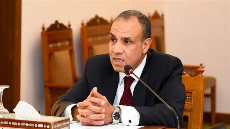 الدكتور بدر عبدالعاطي