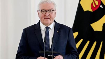 عاجل| إشارات المرور تعطلت.. والرئيس الألماني يحل البوندستاج