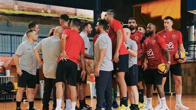 «رجال طائرة الأهلي» يواجه الزهور في الدوري