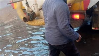 سقوط أمطار غزيرة بالمراكز والمدن الساحلية.. وجهود مكثفة لسحب مياه الأمطار ومراجعة أعمدة الإنارة وكابلات الكهرباء