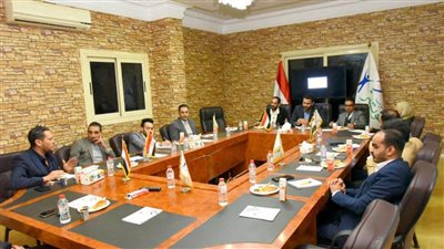 اجتماع ملتقى شباب الأحزاب لمناقشة دعم النشاط الطلابي