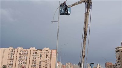 رفع كفاءة الإضاءة بمحور المحمودية بالإسكندرية 