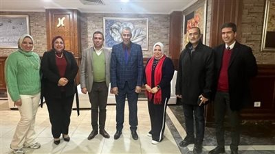 الشباب تعقد جلسة مع ممثلي المديريات لمناقشة معوقات ومشكلات تنفيذ الخطط بالمحافظات