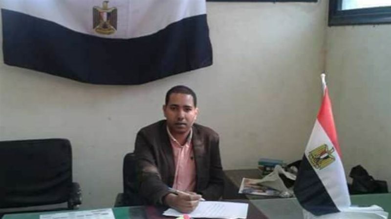 أحمد فرغلى رئيس مركز