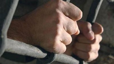 السجن 5 سنوات لعامل قتل ابنه بأسيوط