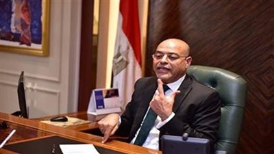 وزير العمل يعلن وظائف جديدة فى الكويت على تخصصات طبية مختلفة