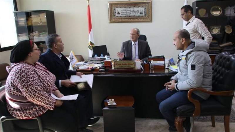 احتماع سكرتير بنى