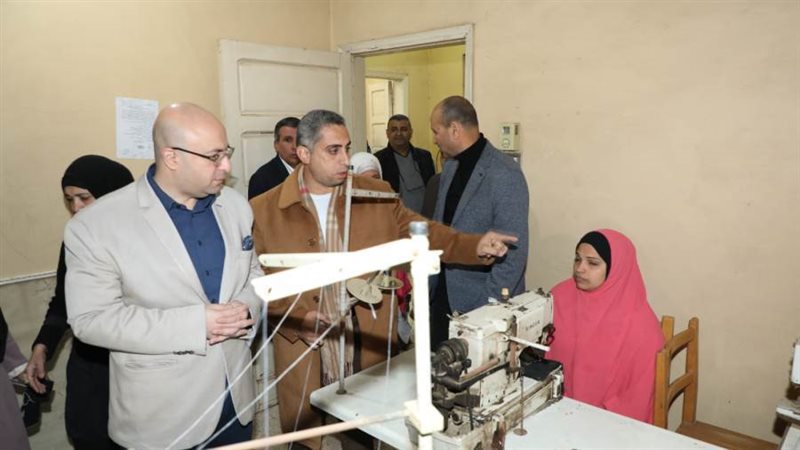 تدريب الحياكة ببنى