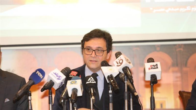 الدكتور أحمد فؤاد