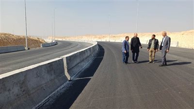 سكرتير بني سويف  يتفقد مستجدات مشروع محور الفشن الحر على النيل